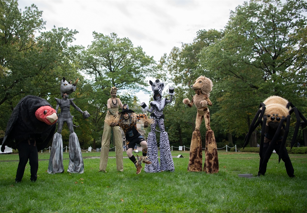 Boo at the Zoo Tradition Returns to Bronx Zoo > Newsroom